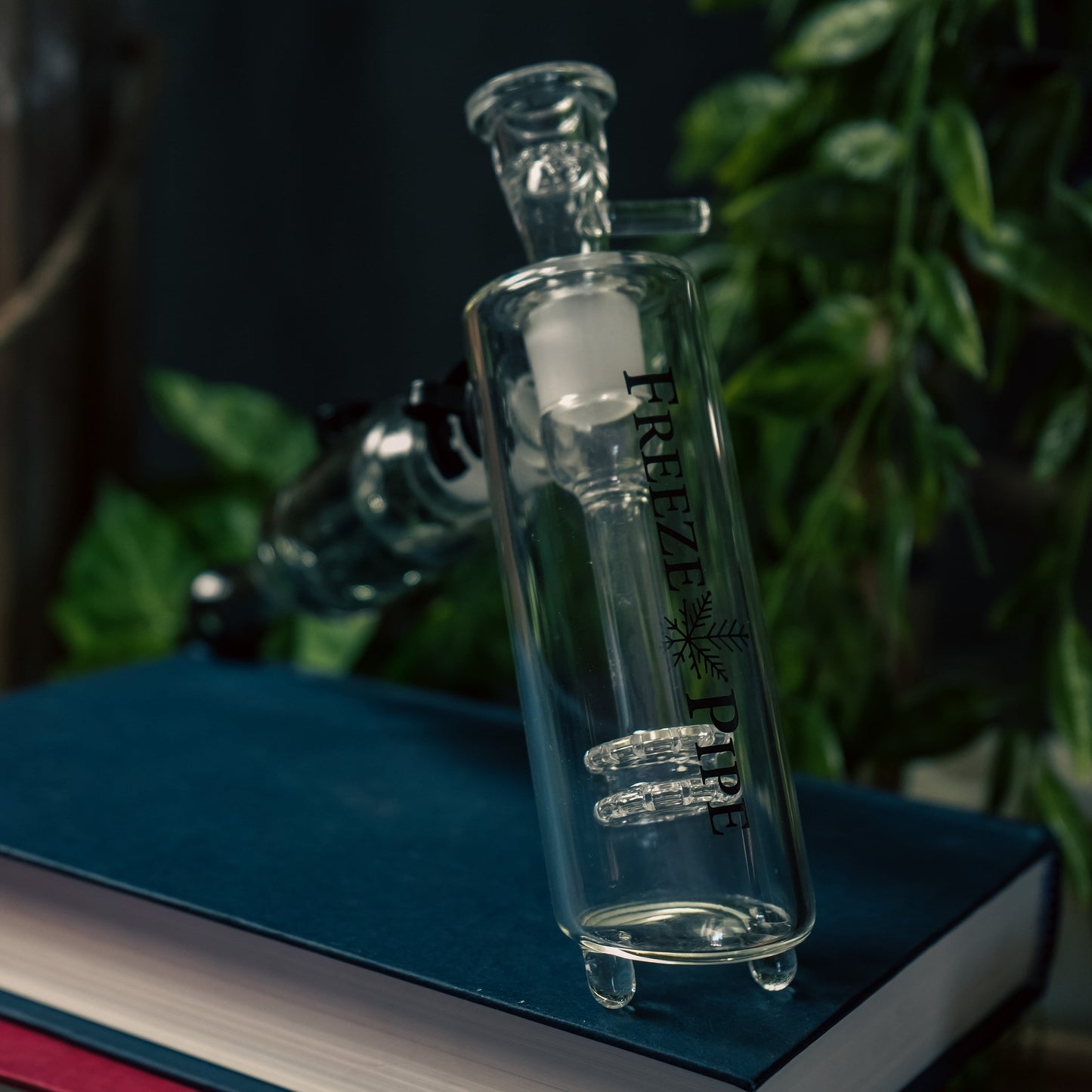 Freeze Pipe Bubbler Pro - Bumpin' Cannabinoids