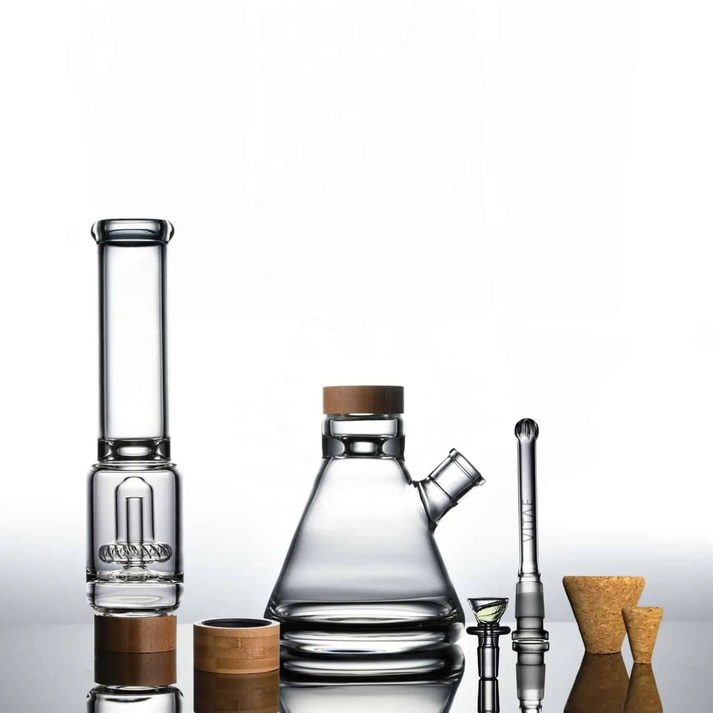 16" Classic UFO Bong | Vitae Glass - Bumpin' Cannabinoids