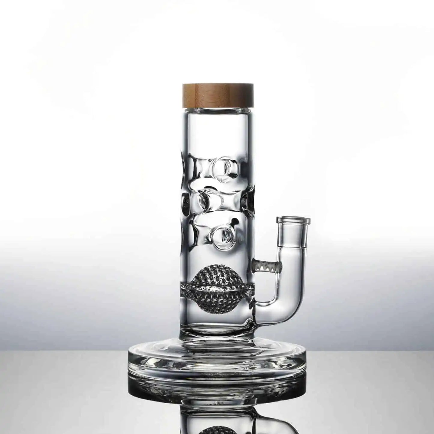 18" Swiss UFO Bong | Vitae Glass - Bumpin' Cannabinoids